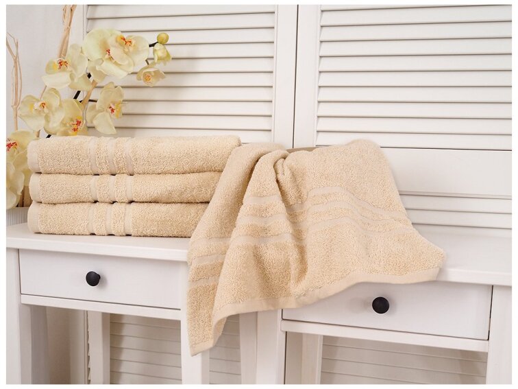 Bavlněná froté osuška 70x140 Classic - Krémová