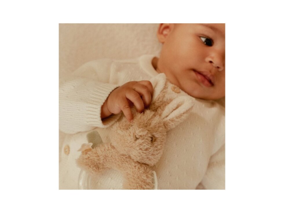 Little Dutch Hrkálka s korálkami králiček Newborn Naturals