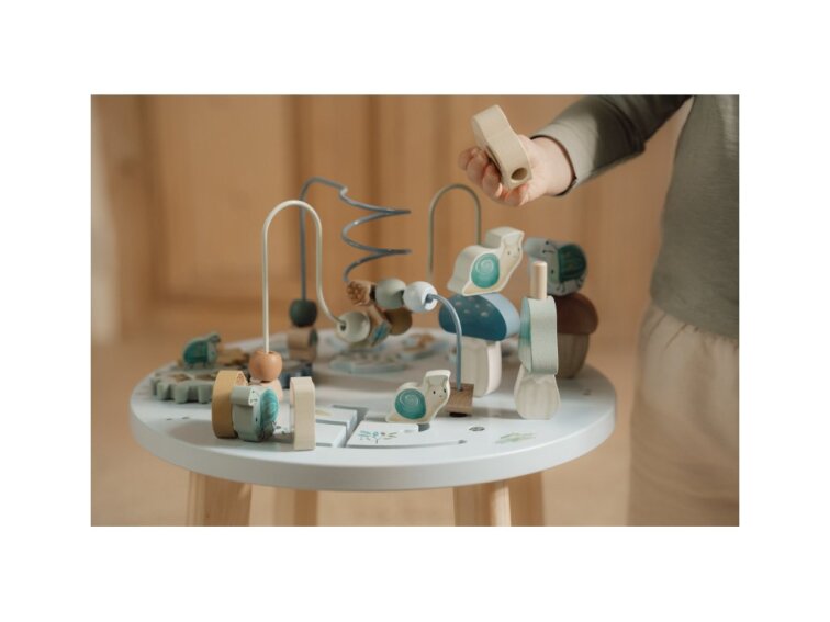 Little Dutch Stolík s aktivitami drevený