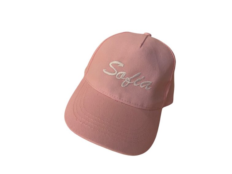 Detská šiltovka s vyšitým vlastným menom