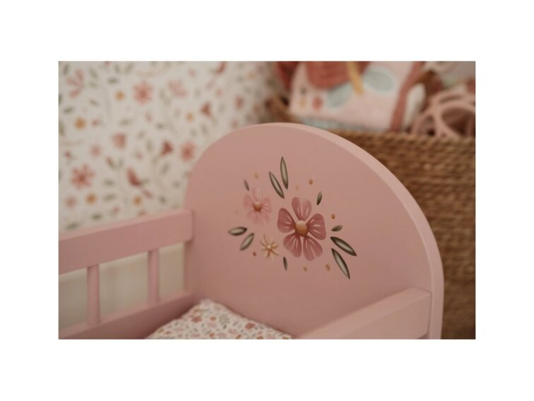 Little Dutch Postieľka pre bábiky drevená s perinkou Pink