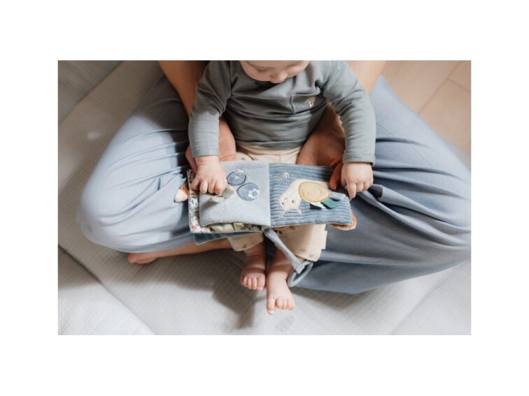 Little Dutch Závesná textilná knižka s aktivitami