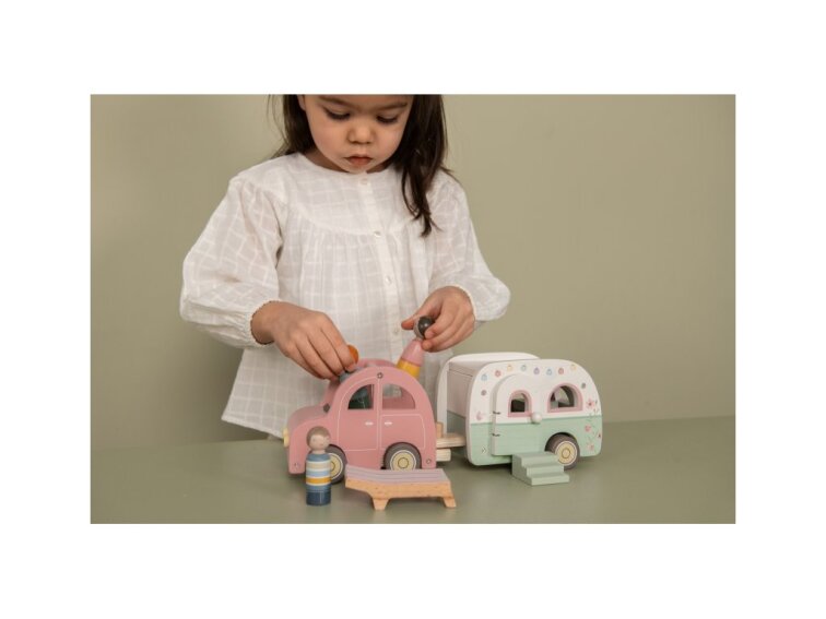 Little Dutch Auto s karavanom drevené