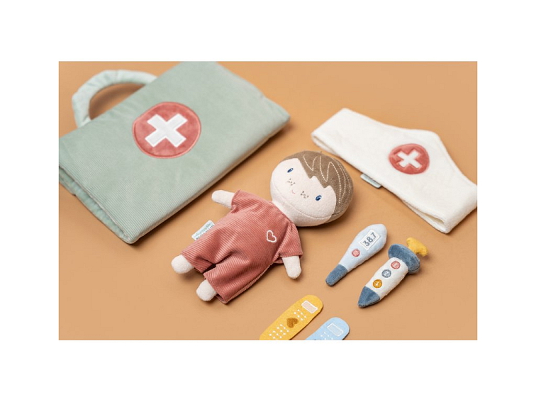 Little Dutch Bábika Jim s lekárskou sadou