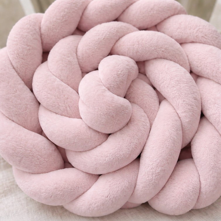 OCHRANNÝ MANTINEL DO DĚTSKÉ POSTÝLKY – VELUROVÝ COP – PASTELOVĚ RŮŽOVÝ 280 cm