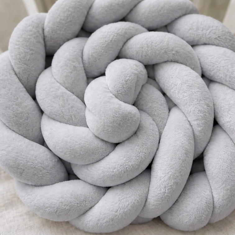 OCHRANNÝ MANTINEL DO DĚTSKÉ POSTÝLKY – VELUROVÝ COP – SVĚTLE ŠEDÝ 180 cm