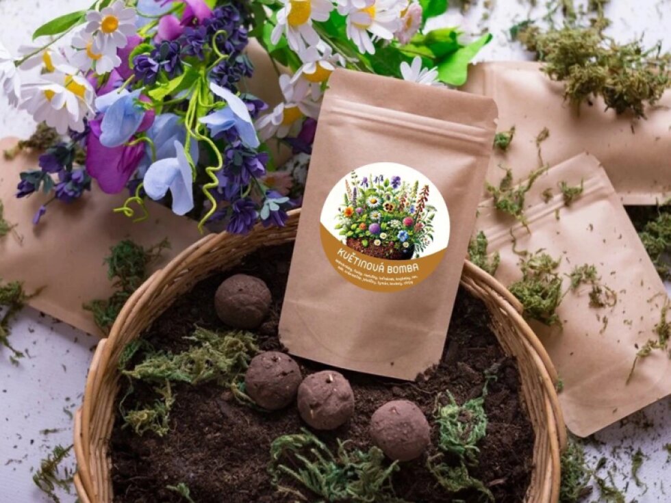 KVĚTINOVÁ BOMBA