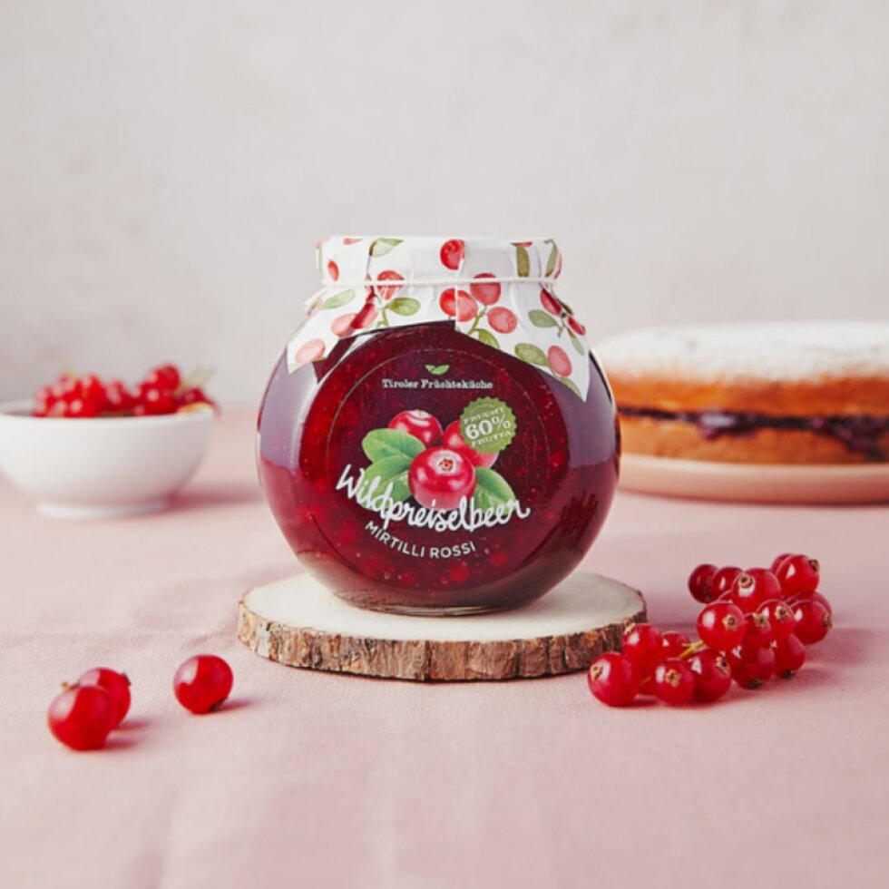 Kompót z divokých brusníc v retro balení 60 % UWE 440 g
