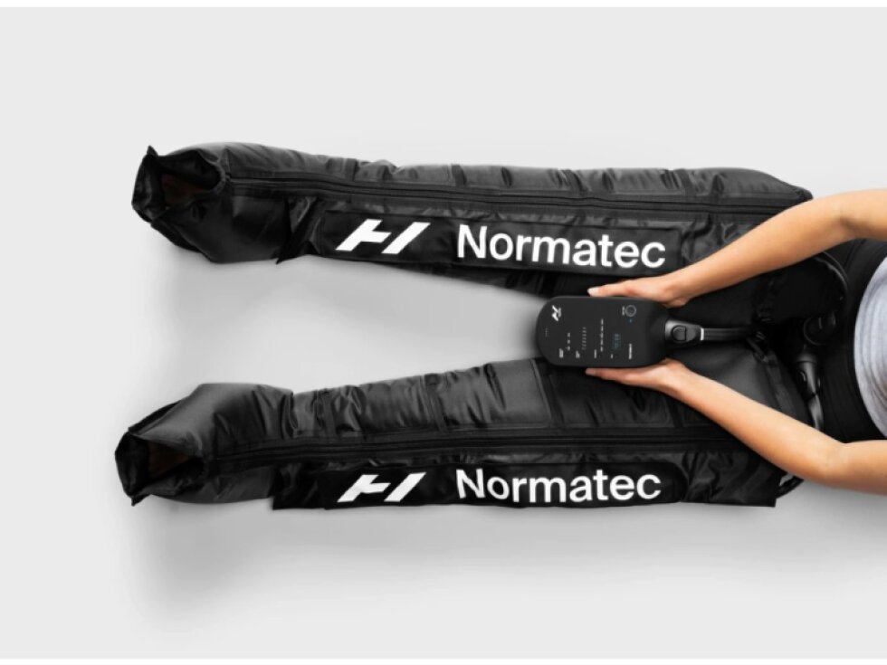 Kompresní lymfodrenážní přístroj Normatec 3 na celé tělo