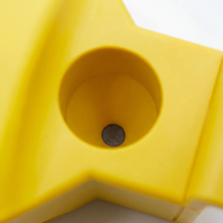 Držák na čtecí tužku a sluchátka