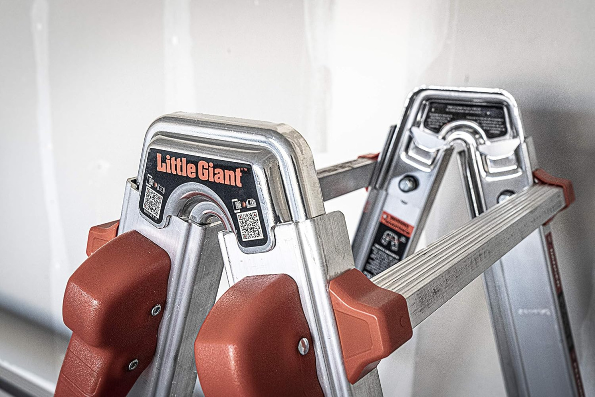 Little Giant - bracket holders for ladders