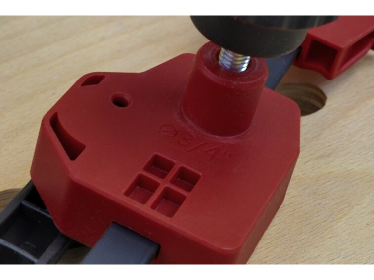 Piher | Ploché svěrky do děrovaných stolů TCH