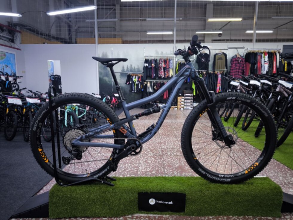 NS Bikes Nerd Mini 27,5" - custom stavba, juniorské celoodpružené kolo