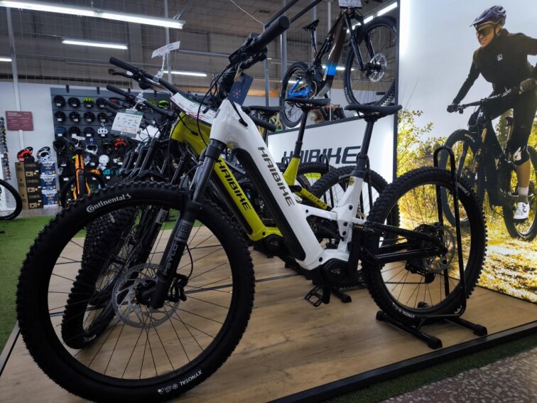 Haibike Alltrail 8 Low 27,5", 800Wh, celoodpružené kolo s nízkým nástupem