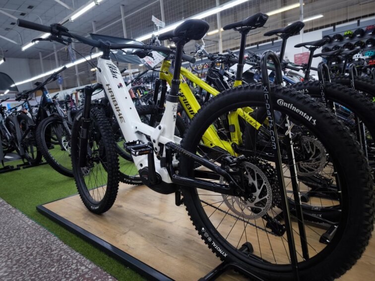 Haibike Alltrail 8 Low 27,5", 800Wh, celoodpružené kolo s nízkým nástupem