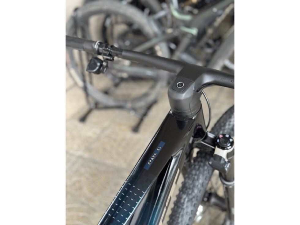 SCOTT Spark RC SL martin green 2025, celoodpružené kolo