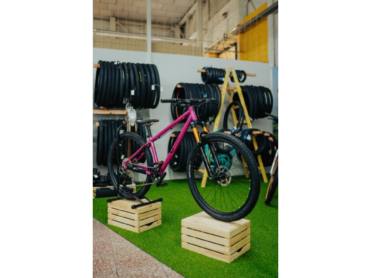 Lehké dětské kolo KUbikes 27,5 S MTB Disc růžová glazura