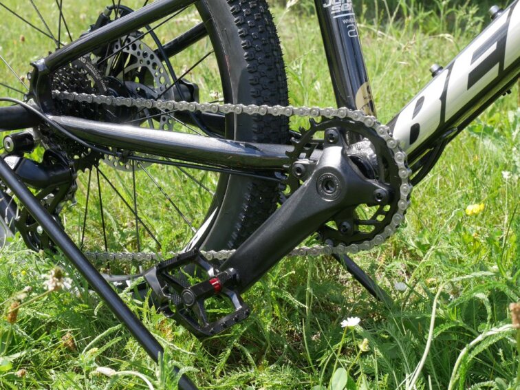 Lehké dětské kolo BEANY BLASTER XC 20 - černá 7,9kg