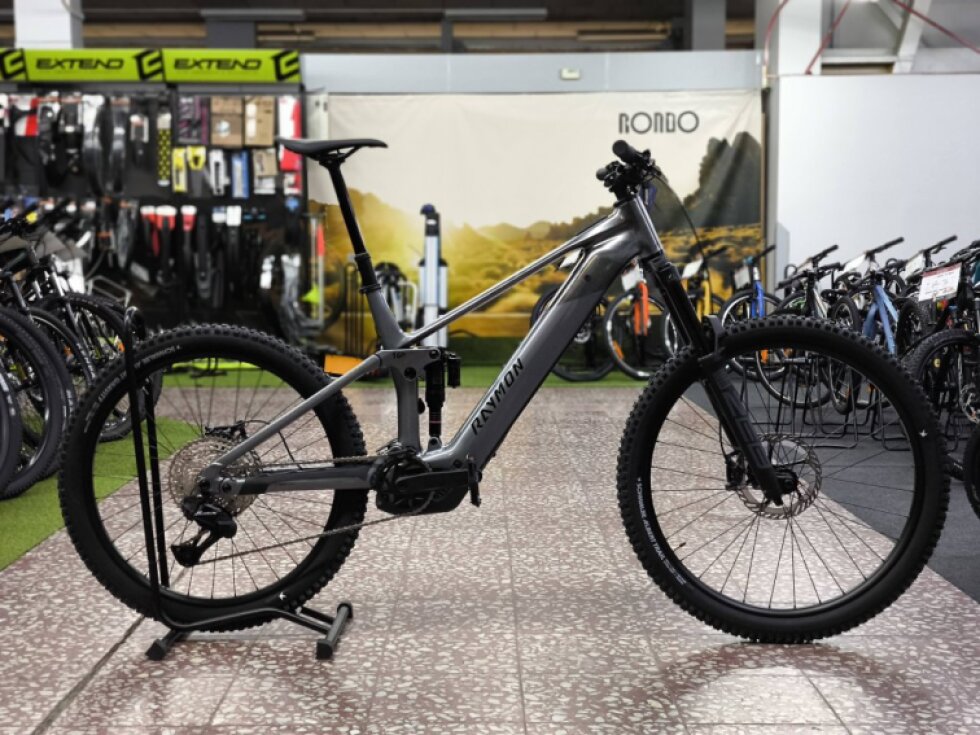 Raymon VAMOK ULTRA 2026, Bosch CX5, 800Wh- Celoodpružené elektrokolo