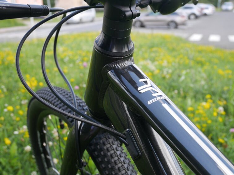 Lehké dětské kolo BEANY BLASTER XC 20 - černá 7,9kg