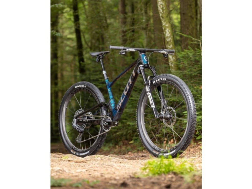 SCOTT Spark RC SL martin green 2025, celoodpružené kolo