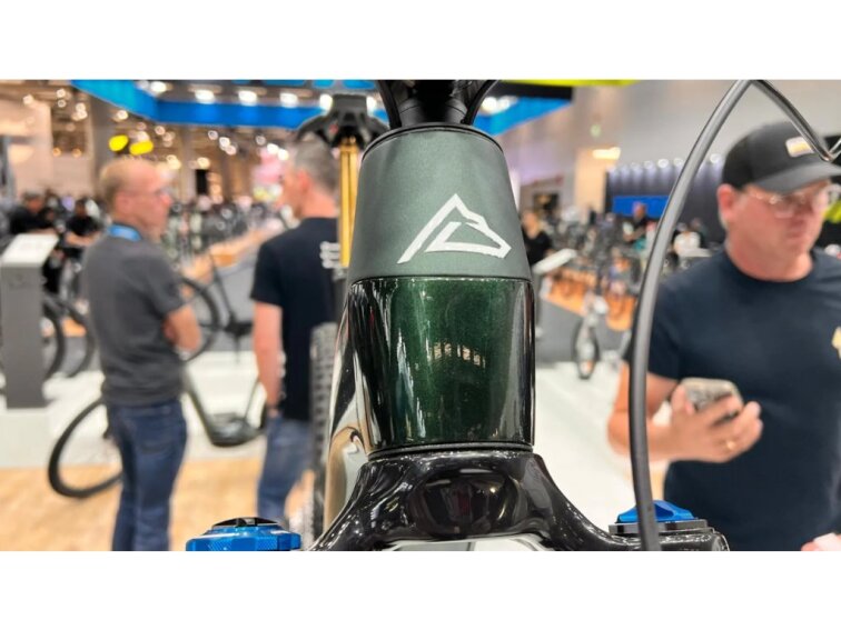 STEPPENWOLF Tundra 11.0 DJI Avinox 800 Wh teal olive matt, celoodpružené elektrokolo