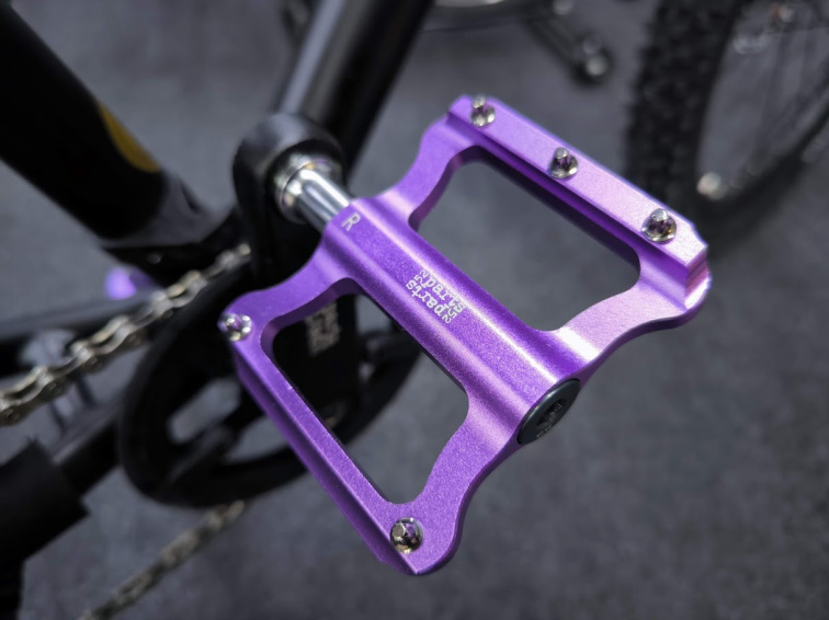 KUbikes 26 Trail AIR - Black - laser Purple, lehké dětské kolo