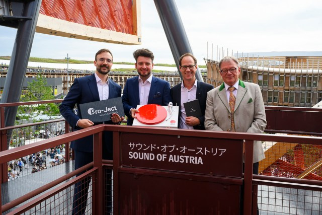 Pro-Ject Debut PRO S BALANCED EXPO 2025 JAPAN EDITION