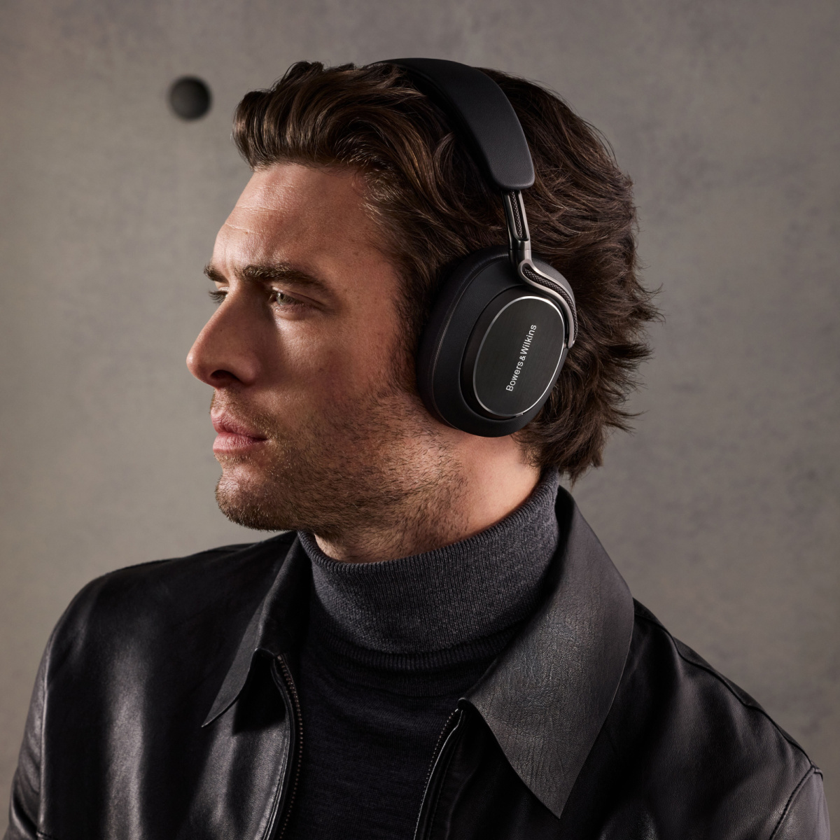 Bowers & Wilkins Px8 S2