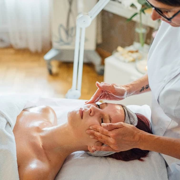 Kosmetické ošetření pleti PROFI CARE