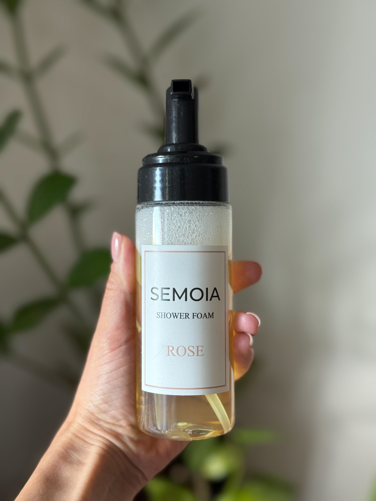 Sada - Krémové hydratační sprchové pěny s vanilkou a růží