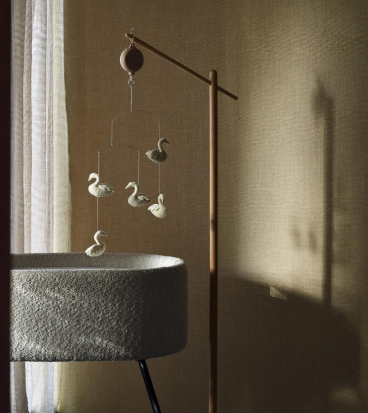 Quax drevený stojan na baldachýn