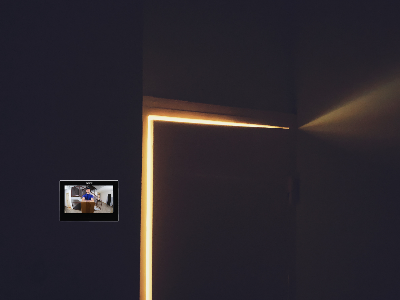 SAFE - Indoor monitor, PoE, Wi-Fi, černá