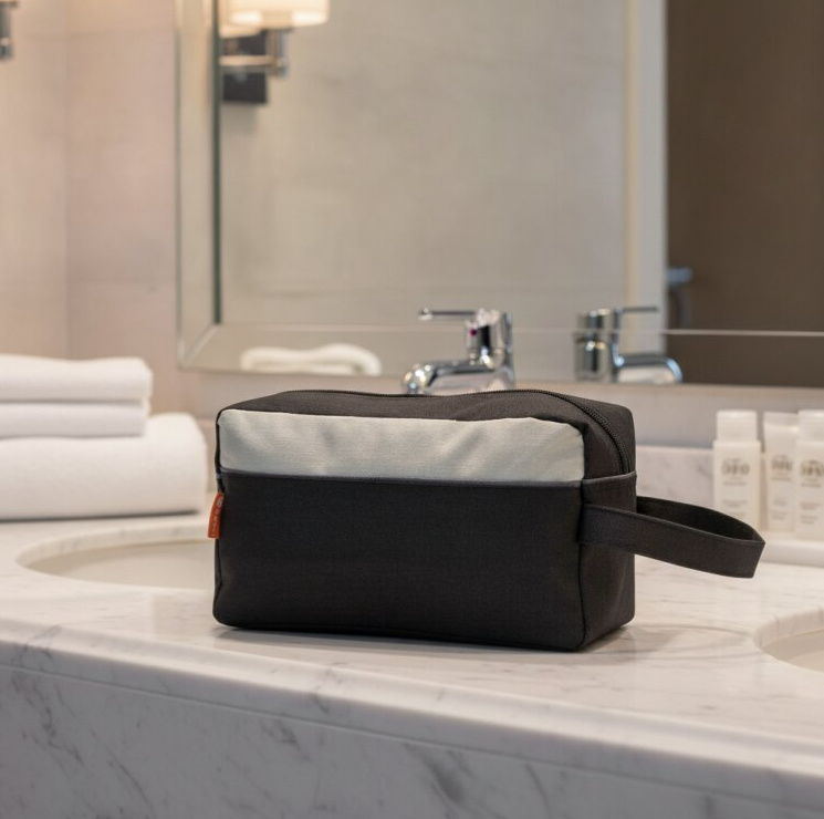 Pouzdro na kosmetiku BZ 5541 Black