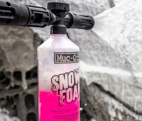 MUC-OFF Snow Foam - Mycí pěna pro kola i motorky (1000 ml)