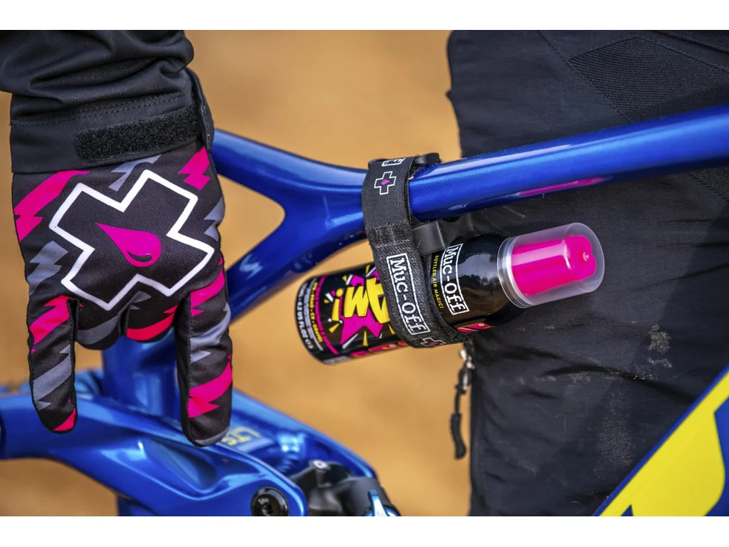 MUC-OFF Utility Belt - Pásek na uchycení B.A.M. spreje
