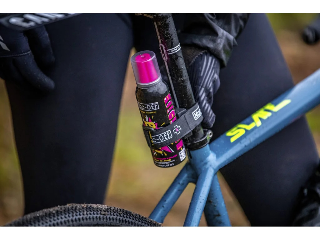 MUC-OFF Utility Belt - Pásek na uchycení B.A.M. spreje