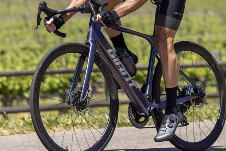 Giant Defy Advanced E+ Elite 2 Mercury 2026