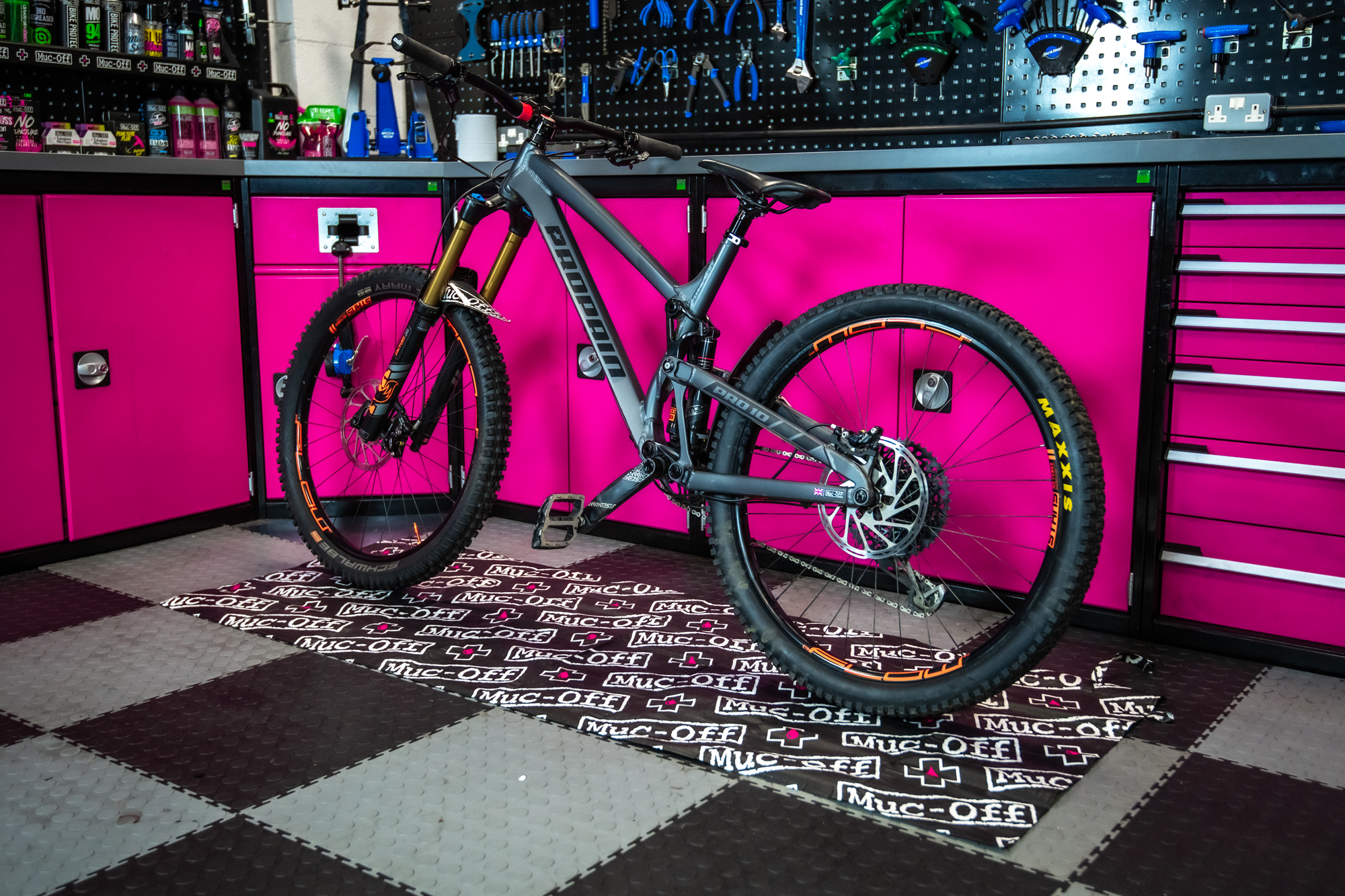 MUC-OFF Workshop Mat - Skládací podložka pod kolo