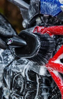 MUC-OFF 8 IN 1 Cleaning Kit - Sada pro čištění a ochranu kol