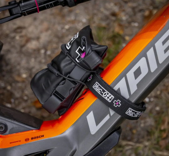 MUC-OFF Utility Frame Strap + Cargo Bag - Pásek na uchycení k rámu s úložným vakem + vodotěsný vak