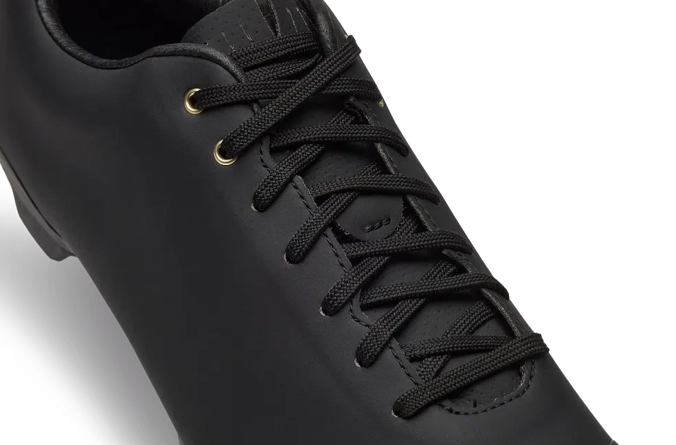 Giro tretry Empire XC (Black/Gold)
