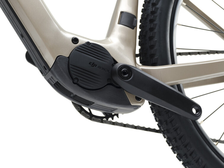 Crussis e-Hard 11.11 PRO (600Wh) DJI 2026