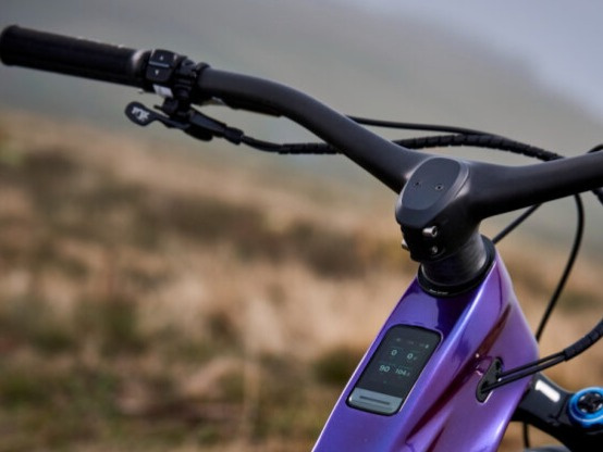 Giant Reign Advanced E+ 0 Purple Haze/Metallic Navy 2026