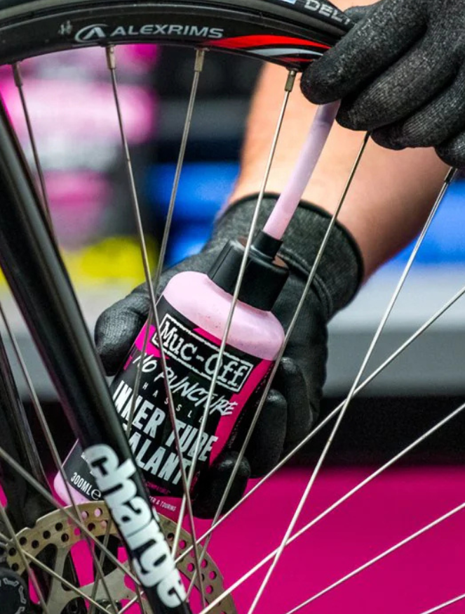 MUC-OFF No Puncture Inner Tube Sealant - Těsnící tmel pro dušová kola (1000 ml)