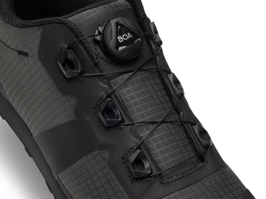 Giro tretry Tracker Boa (Black)