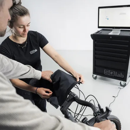Ergonomické gripy SQlab pro tlumení vibrací