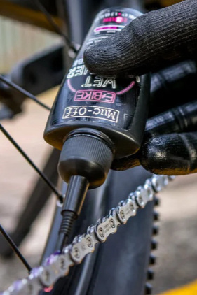 MUC-OFF eBike Ultimate Kit - Ultimátní sada péče o elektrokolo s praktickým kufříkem