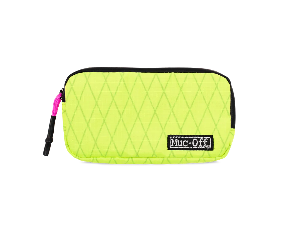 MUC-OFF Rainproof Essentials Case HiVis - Nepromokavé pouzdro (HiVis)