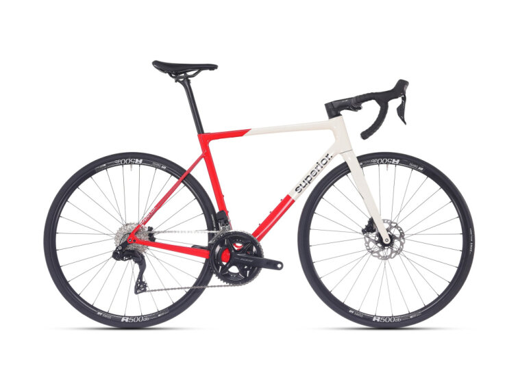 Superior RR 9.5 / Gloss red / White 2025